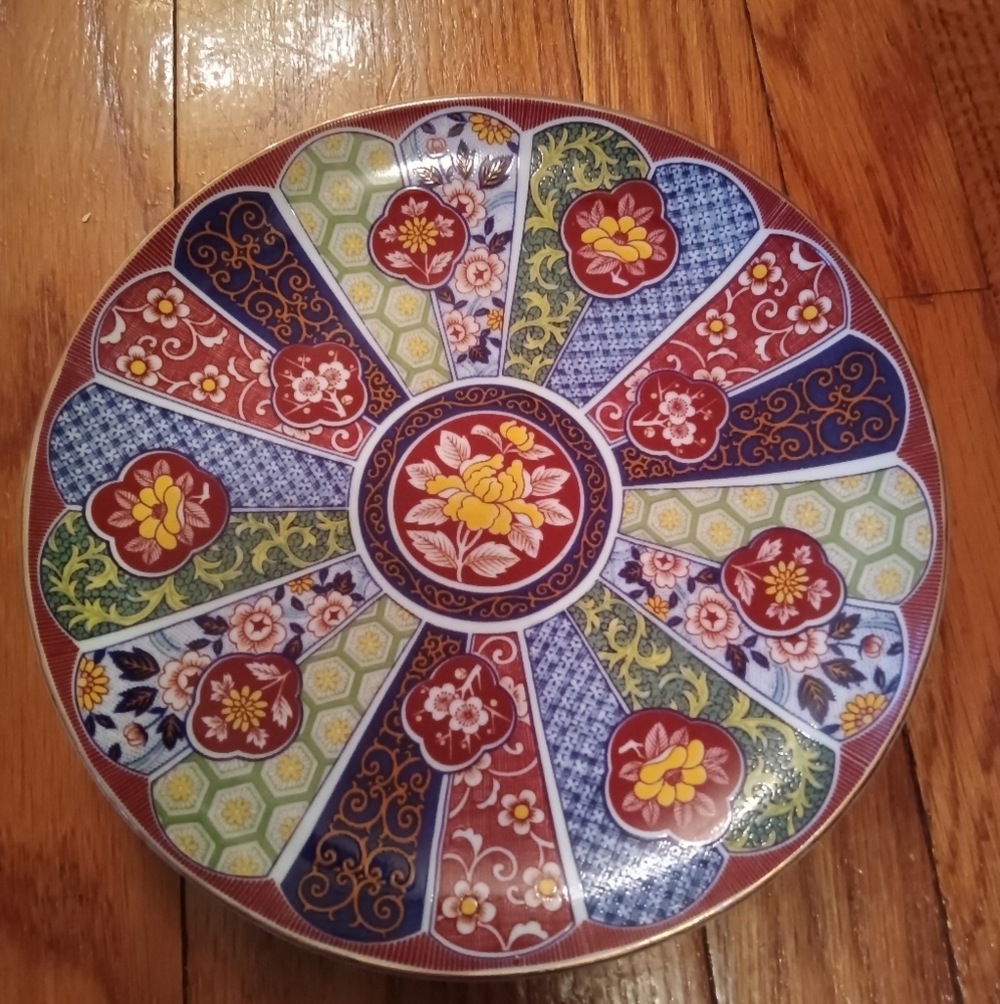 🦋 Vintage Porcelain Imari Ware Japanese Plate